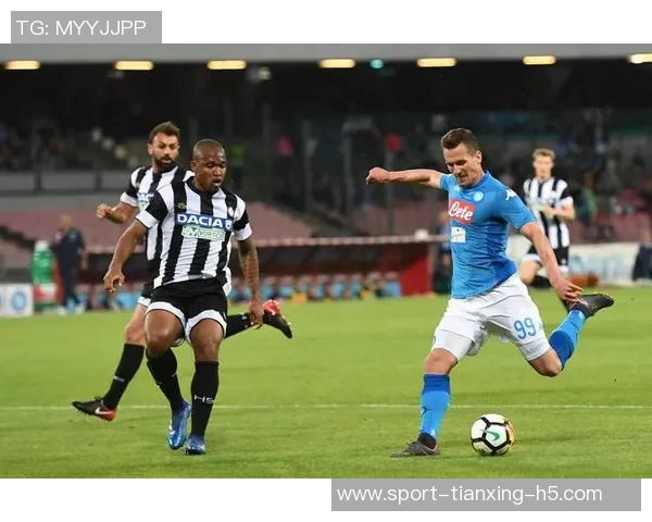 那不勒斯本赛季防线漏洞显著已丢16球远超上赛季总失球数 那不勒斯本赛季防线漏洞显著已丢16球远超上赛季总失球数